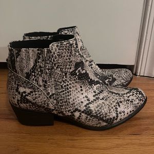 Unionbay Snakeskin Heeled Booties